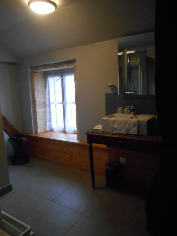 Hotel Escampette Saint-Aubin-en-Charollais Habitación foto